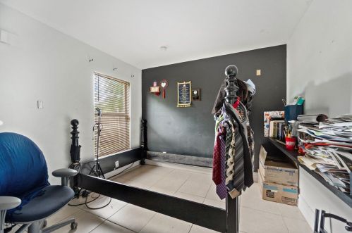 572 Mccomb Ave, Fort Pierce FL 34953-3924 exterior