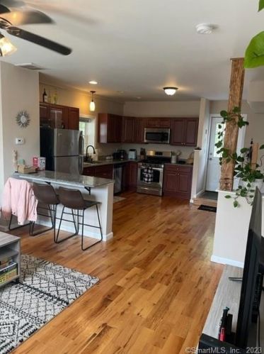 38 Wallace Row, Wallingford CT  06492-3137 exterior