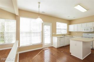 6109 Roseway Ct, Harrisburg NC  28075-6509 exterior