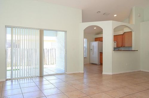 4655 12 St, Naples FL 34120-6468 exterior