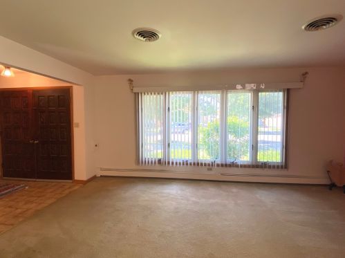 8355 Kedvale Ave, Chicago IL 60624-3529 exterior