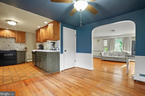 2071 Sunnyside Ave, Pottstown PA 19464-3026 exterior