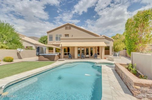 14280 12 Pl, Phoenix AZ 85014-5105 exterior