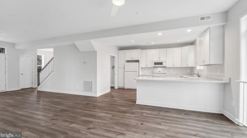 1716 Millstone Dr, Edgewater MD 21037-1945 exterior