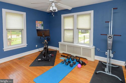 305 Cattell Ave, Camden NJ 08107-2334 exterior