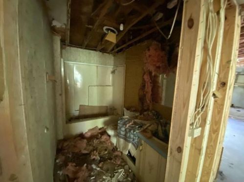 7423 Pleasant Hl Rd, Lithonia GA 30058-6360 exterior