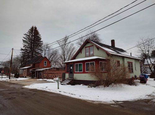 1 Poplar Ave, Concord, NH 03301-3444