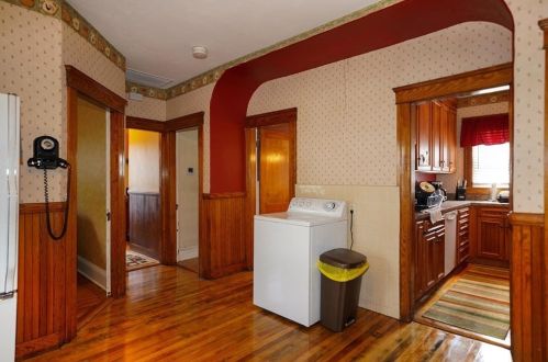 121 Hope Ave, Worcester MA 01603-2237 exterior