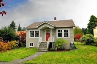 3642 49th Ave, Seattle WA  98105-5251 exterior