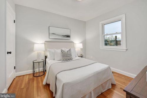 504 Glendale Ave, Alexandria VA 22301-1602 exterior