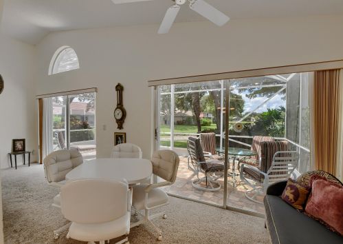 9679 Harbour Lk Cir, Boynton Beach FL 33437-3812 exterior