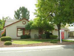 1001 Ross Ave, Phoenix AZ  85027-3690 exterior