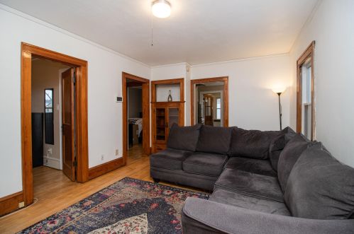 2040 70, Milwaukee WI 53223-2151 exterior