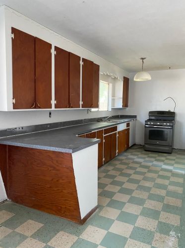 2462 Elm St, Sutter CA 95982-2111 exterior