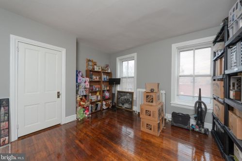 113 Walnut St, Lancaster PA 17602-2451 exterior