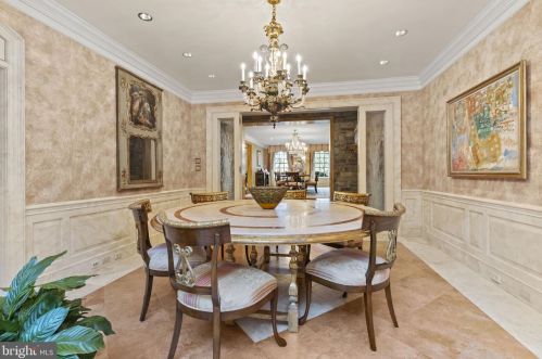 3005 45th St, Washington DC 20016-3528 exterior