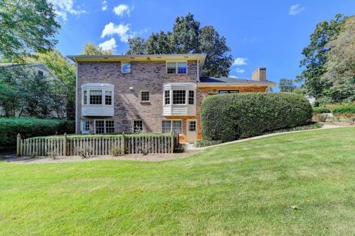 5179 Meadowlake Dr, Atlanta GA 30338-4317 exterior