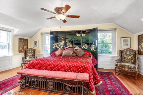 2703 Pointe Tremble Rd, Algonac MI 48001-4255 exterior