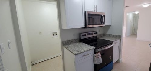 5330 Mitchell St, Naples FL 34113-7869 exterior