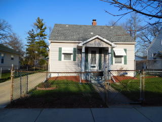 253 Sumner Ave, Aurora IL  60505-3063 exterior