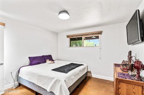 4327 Timrod St, Tucson AZ 85711-4252 exterior