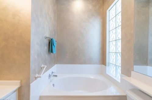 7529 Garibaldi Ct, Naples FL 34114-2642 exterior