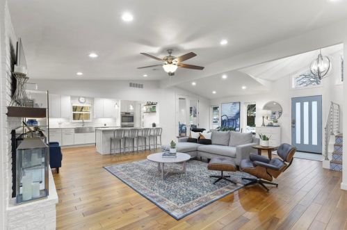 10153 Dentport Dr, Dallas TX 75238-2104 exterior