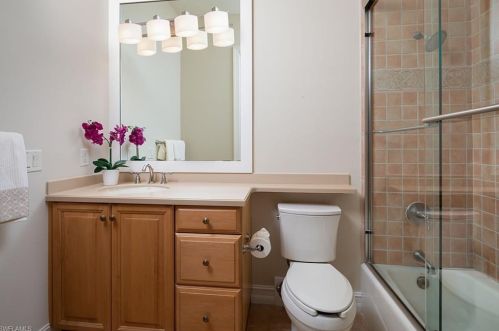 2354 Alexander Palm Dr, Naples FL 34105-3039 exterior