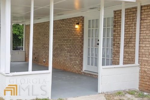 107 Scarborough Rd, Lithonia GA 31028-1342 exterior