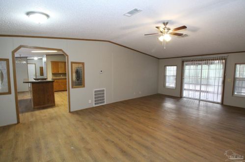 6043 Oglesby Rd, Milton FL  32570-2008 exterior