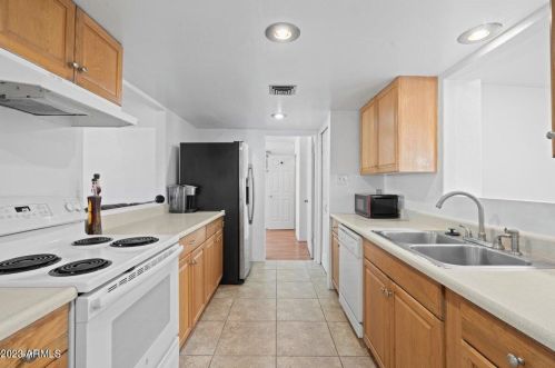 6628 19 St, Phoenix AZ 85022-5011 exterior