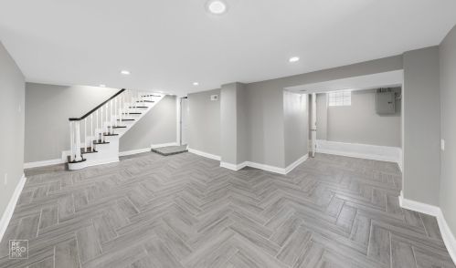 850 50th Pl, Chicago IL 60609-5155 exterior