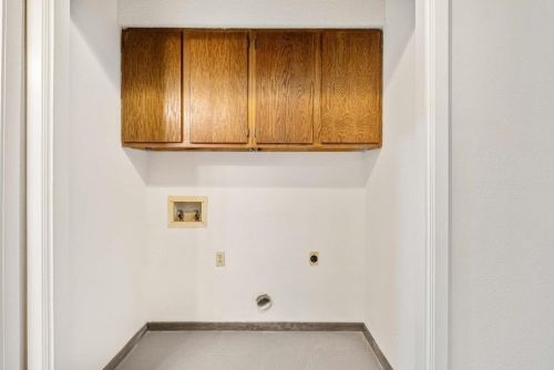 903 Fieldwood Dr, Austin TX 78758-5705 exterior