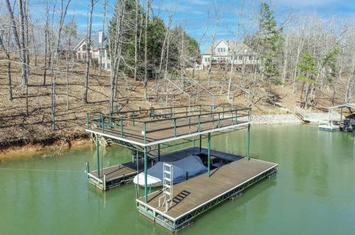 6093 Rockingham Way, Gainesville GA 30506-6934 exterior