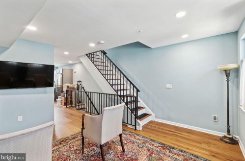 728 Daly St, Philadelphia PA 19148-3306 exterior