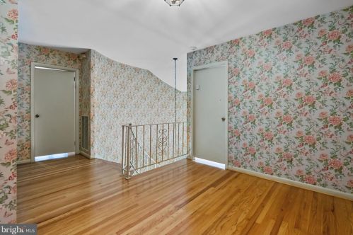 3883 Dempsey Ln, Huntingdon Valley PA  19006-1901 exterior