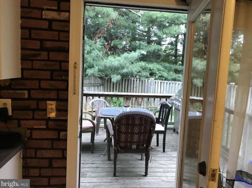 7828 Epsilon Dr, Rockville MD  20855-2556 exterior