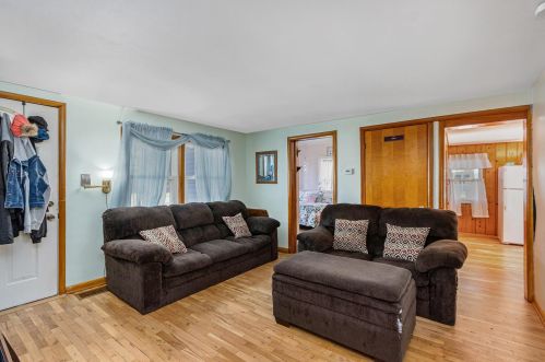 602 Main St, Three Rivers MI  49093-1632 exterior