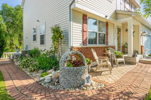 1554 Fox Sedge Trl, Bull Valley, IL 60098-9224