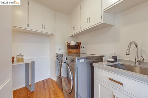 1 Avenida Dr, Berkeley CA 94708-2146 exterior