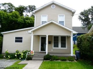 55 Harrison St, Morgantown, WV 26501-4253