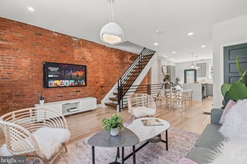 1155 18th St, Philadelphia PA  19146-3052 exterior