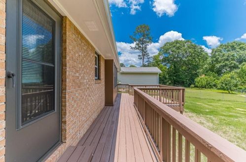 2304 Amber Wood Dr, Lithonia GA 30078-6131 exterior