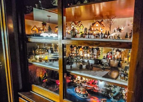 1201 Flambeau St, Manitowoc WI 54220-6548 exterior