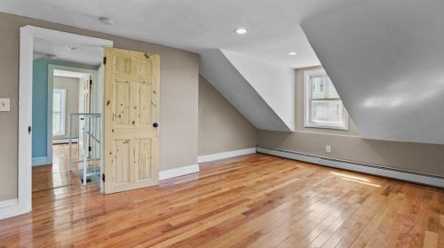 107 Bernon St, Providence RI  02908-3721 exterior