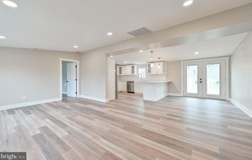 465 Bailey St, Pilesgrove NJ  08098-1014 exterior