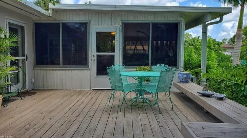 167 7 St, Naples FL 34102-6017 exterior