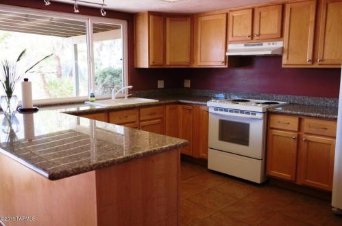 8633 Helen Pl, Tucson AZ  85715-5425 exterior