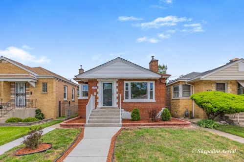 8523 Damen Ave, Chicago IL 60612-3728 exterior