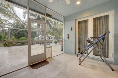 5502 Southwind Trl, Fort Pierce FL 34951-3557 exterior